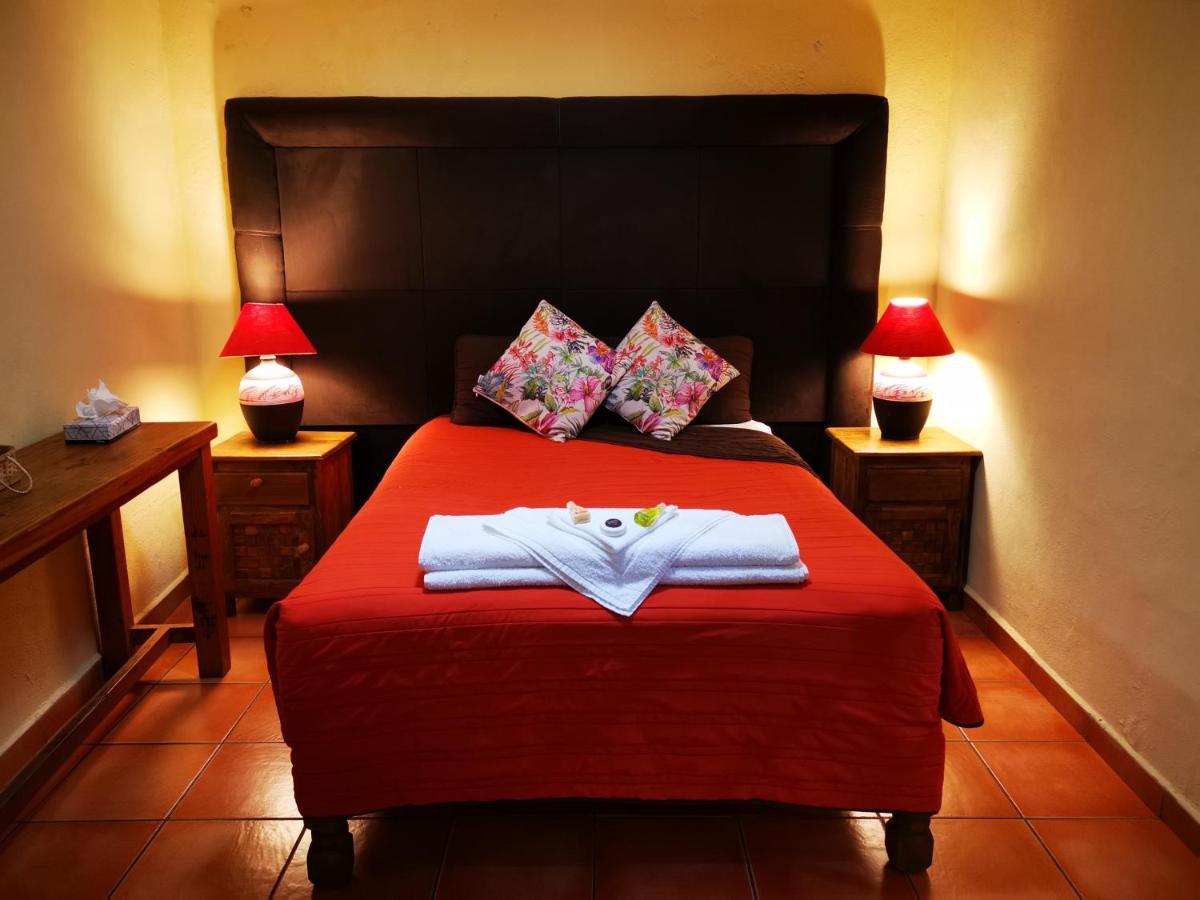 Hotel Chocolate Suites غواناخواتو المظهر الخارجي الصورة