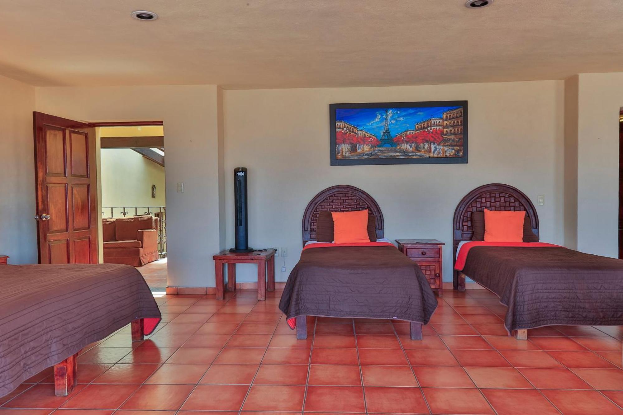 Hotel Chocolate Suites غواناخواتو المظهر الخارجي الصورة